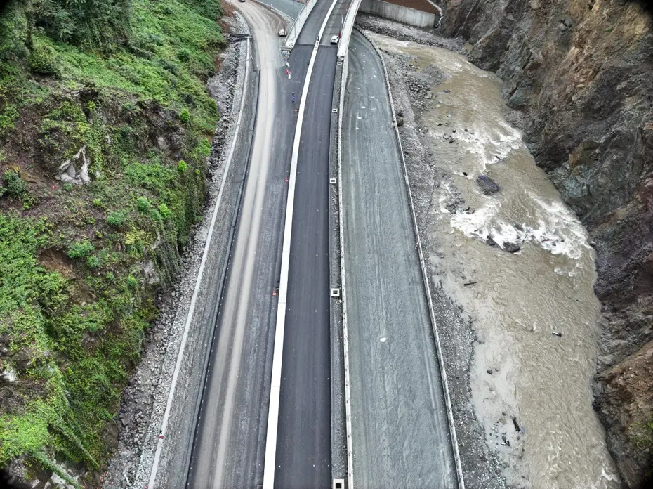 Karadeniz Tüneli