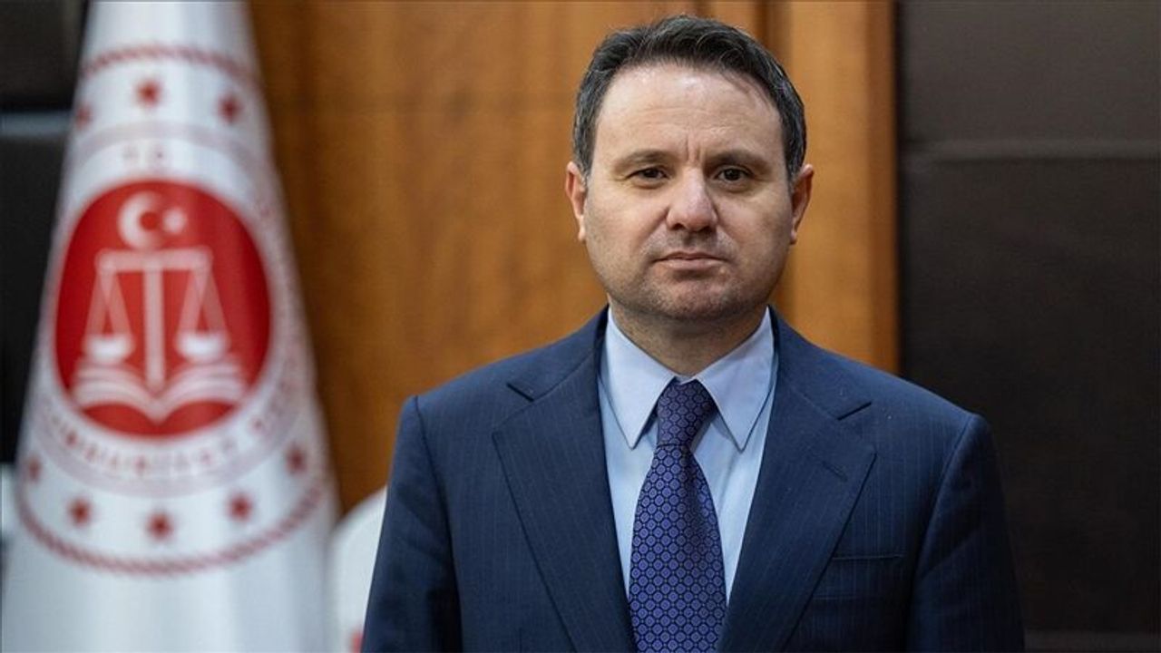 Bakan Gürlek