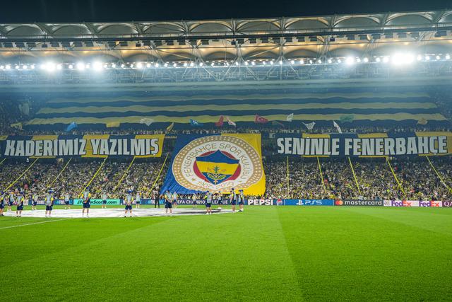 Fenerbahçeli taraftarlardan