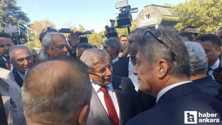 Ahmet Davutoğlu